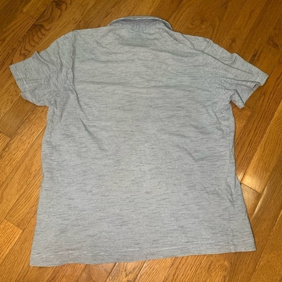 Michael Kors Polo Shirt, men’s size medium blue stripes - Picture 10 of 11